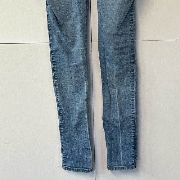 Women’s Hollister Factory Distressed Jeans. Size 0S W24 L29. - Picture 7 of 14